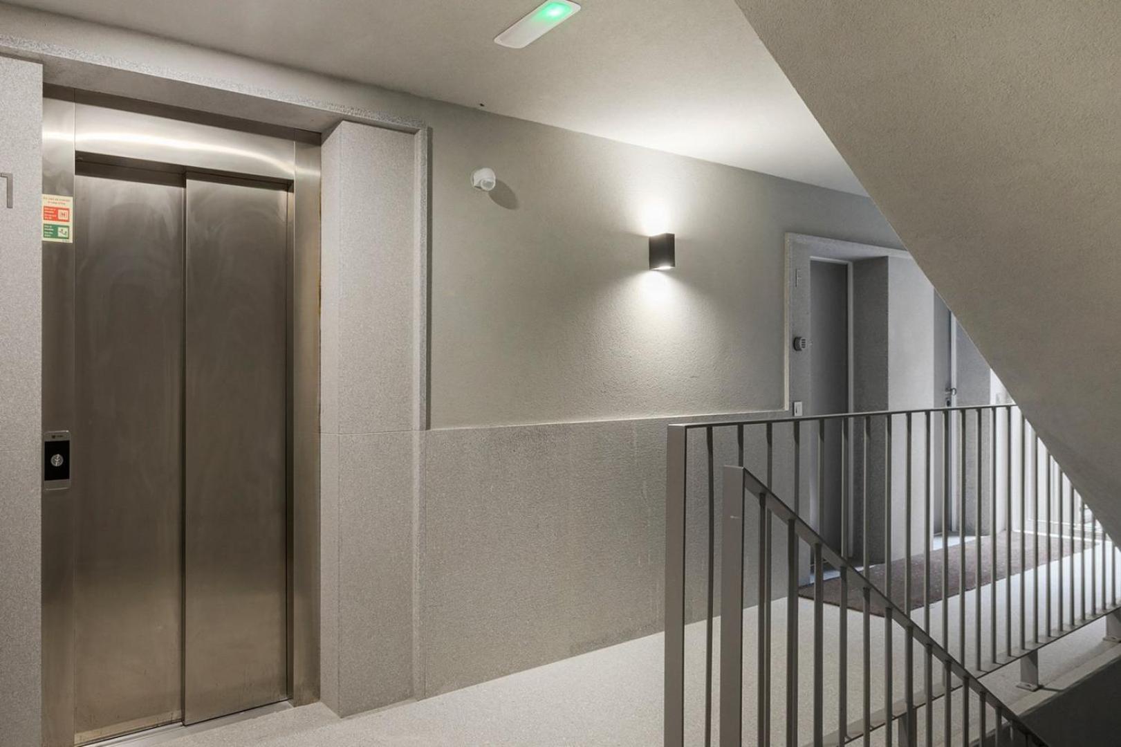 Guestready - Trendy Getaway In The Heart Of Porto Apartment Bagian luar foto
